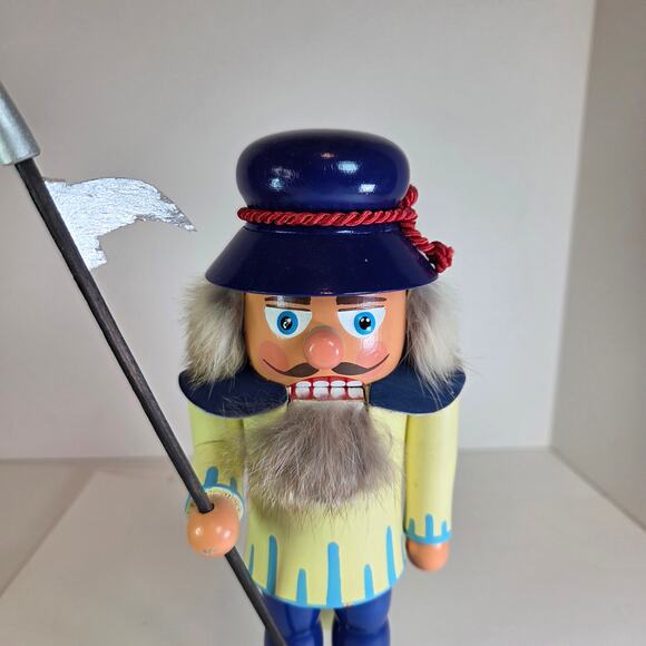 Vintage VEB Hødrew Nutcracker Guard 11" German Wooden Soldier with Spear - Picture 2 of 15